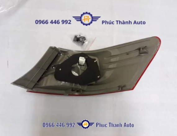 Đèn Hậu Ngoài Camry 2009-2011 RH/LH