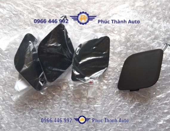 Nắp Chụp Móc Kéo Xe Camry 2009-2011