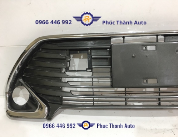 Lưới Tản Nhiệt Cản Trước (Xám) Camry 2015-2017