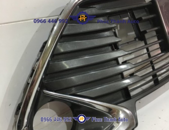Lưới Tản Nhiệt Cản Trước (Xám) Camry 2015-2017